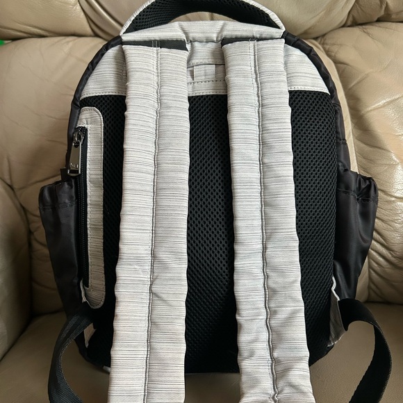 Lug Hopper Shorty Backpack Grey Black EUC - Picture 3 of 10